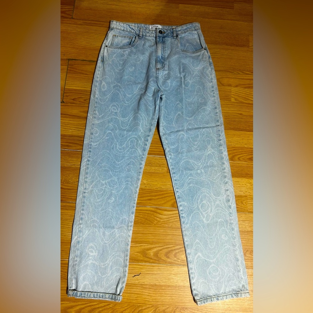 3/$20. Cotton On Light Wash Relaxed Jeans womens 8